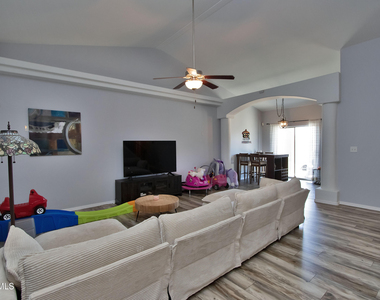 7208 Brick Dust Street - Photo Thumbnail 15