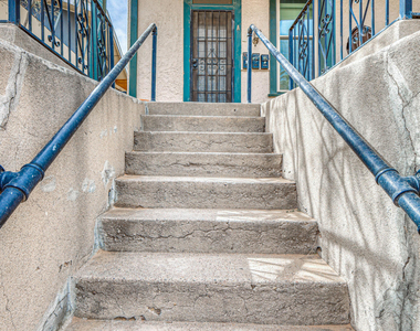 512 Prospect Street - Photo Thumbnail 4