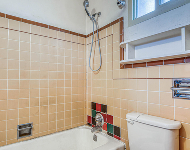 512 Prospect Street - Photo Thumbnail 23