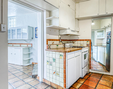 512 Prospect Street - Photo Thumbnail 17