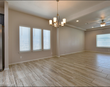 221 Jennice Circle - Photo Thumbnail 19