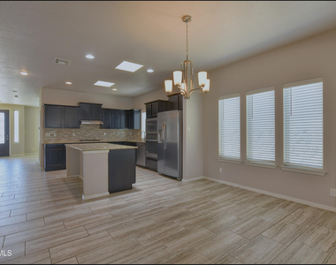 221 Jennice Circle - Photo Thumbnail 21