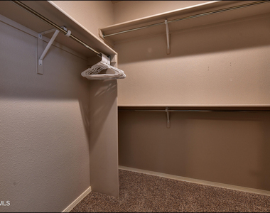 221 Jennice Circle - Photo Thumbnail 32
