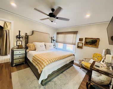1005 E Baltimore Drive - Photo Thumbnail 17