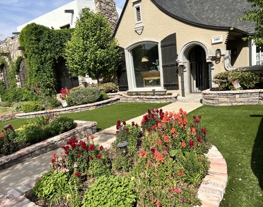 1005 E Baltimore Drive - Photo Thumbnail 1