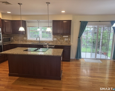 32 Tyler Hill Road - Photo Thumbnail 4