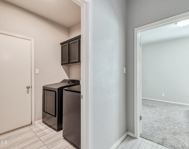 13610 Keighly Street - Photo Thumbnail 21