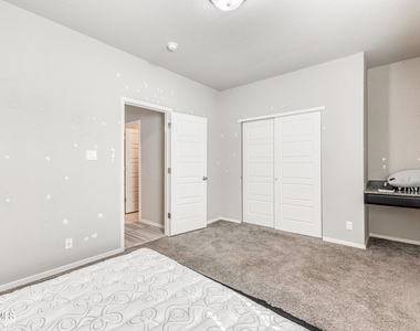 13610 Keighly Street - Photo Thumbnail 19