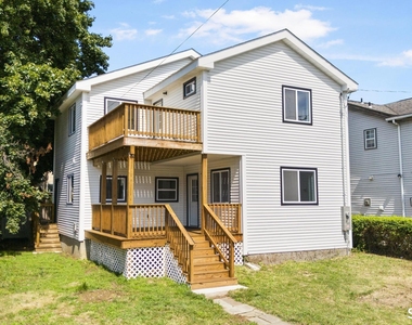 810 Brewster Street - Photo Thumbnail 1