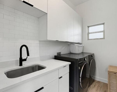 5636 River Run Street - Photo Thumbnail 34