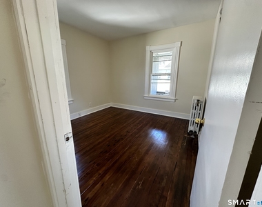 15-17 Beacon Street - Photo Thumbnail 7