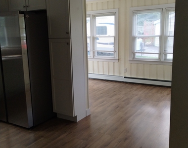 26 Highland Avenue - Photo Thumbnail 5