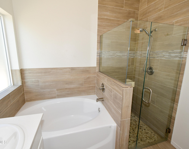 1253 Indigo Sky Street - Photo Thumbnail 30