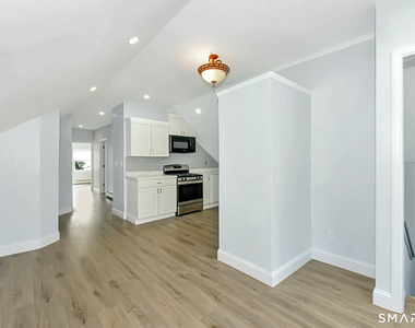 463 Wilmot Avenue - Photo Thumbnail 4