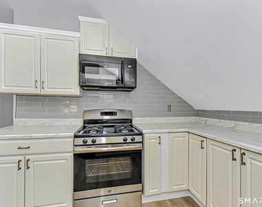 463 Wilmot Avenue - Photo Thumbnail 1