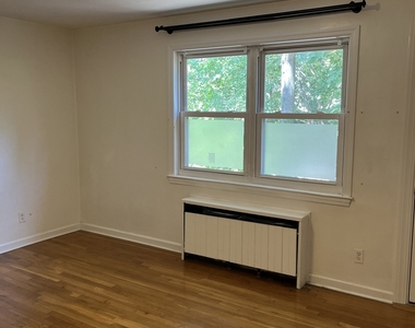 198 Seaton Road - Photo Thumbnail 7