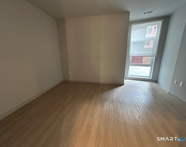711 Summer Street - Photo Thumbnail 23
