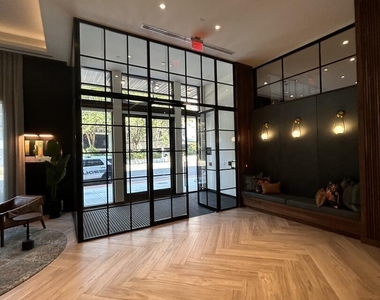 711 Summer Street - Photo Thumbnail 13
