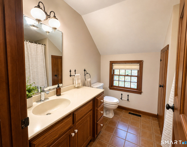 9 Bobolink Lane - Photo Thumbnail 8