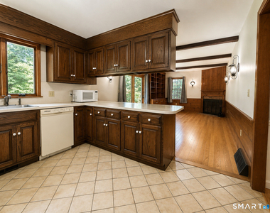9 Bobolink Lane - Photo Thumbnail 1
