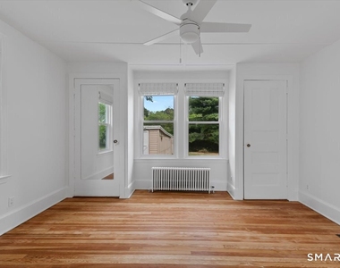 21 Green Street - Photo Thumbnail 12