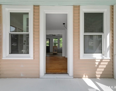 21 Green Street - Photo Thumbnail 1