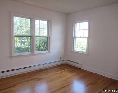 625 Clark Street - Photo Thumbnail 10