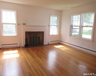 625 Clark Street - Photo Thumbnail 4
