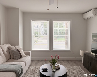 1085-4 Whalley Avenue - Photo Thumbnail 4