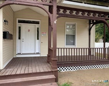 211 Thames Street - Photo Thumbnail 12