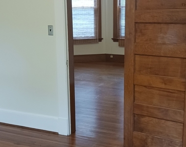126 Edwards Street - Photo Thumbnail 2