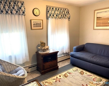 39 Pepperidge Avenue - Photo Thumbnail 9