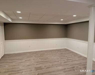289 New Haven Avenue - Photo Thumbnail 7