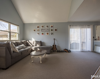 15 Thistle Way - Photo Thumbnail 2