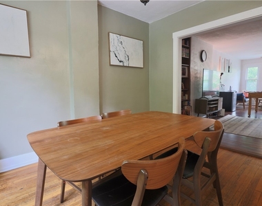 2324 Murray Ave - Photo Thumbnail 9