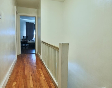 2324 Murray Ave - Photo Thumbnail 16