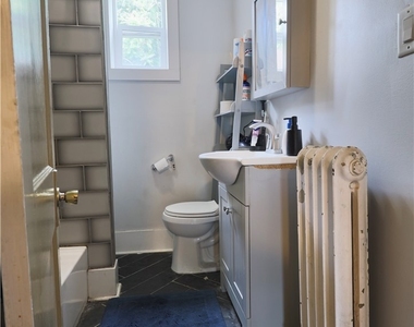 2324 Murray Ave - Photo Thumbnail 22