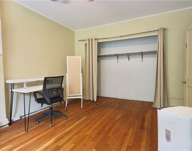 2324 Murray Ave - Photo Thumbnail 18