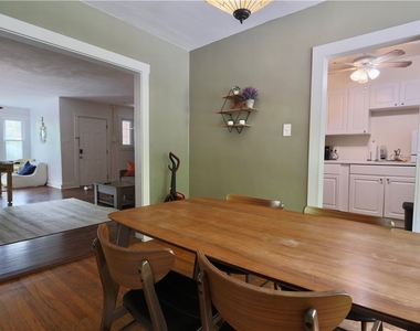 2324 Murray Ave - Photo Thumbnail 10