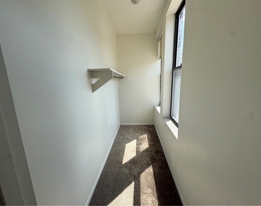 570 Miller Ave - Photo Thumbnail 5