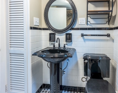 335 Lafayette Ave - Photo Thumbnail 28