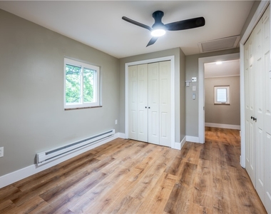 335 Lafayette Ave - Photo Thumbnail 25