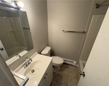 1 Penn Ridge Ct - Photo Thumbnail 6