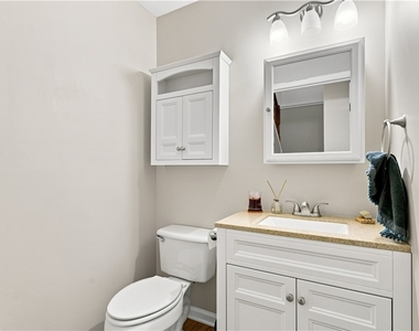634 E Village Green Blvd - Photo Thumbnail 9