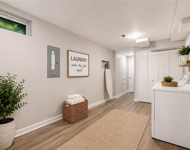 634 E Village Green Blvd - Photo Thumbnail 15
