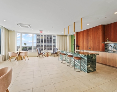 55 Broad Street - Photo Thumbnail 13