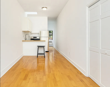 Wyckoff Avenue & Menahan Street  - Photo Thumbnail 2