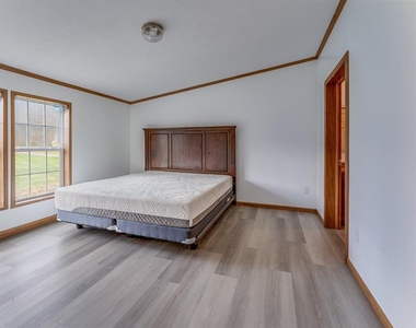 113 Anthony Road - Photo Thumbnail 7