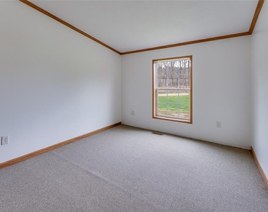 113 Anthony Road - Photo Thumbnail 6
