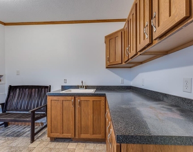 113 Anthony Road - Photo Thumbnail 12